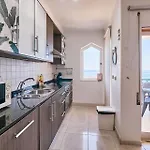 Apartment Dean Direkt Am Armação de Pêra