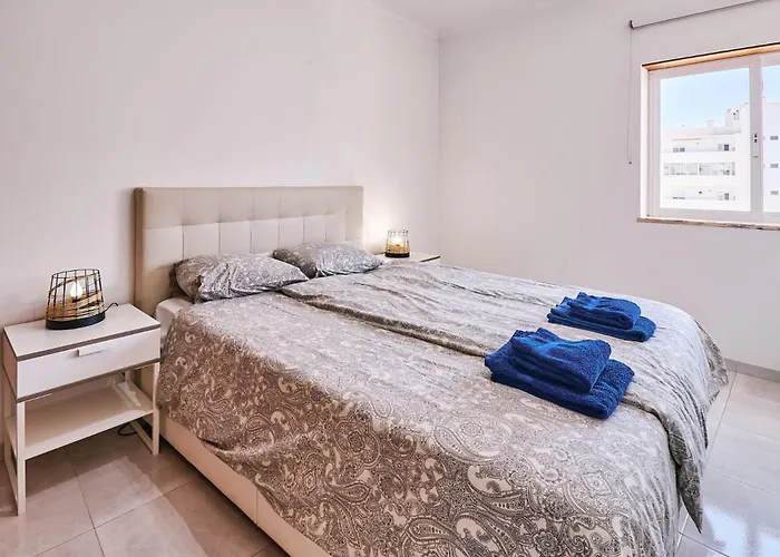 Dean Direkt Am * Armação de Pêra